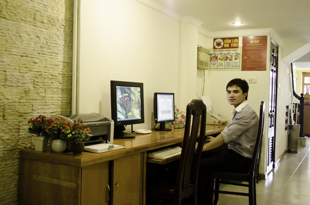 Hanoi Blue Moon Hotel Kültér fotó